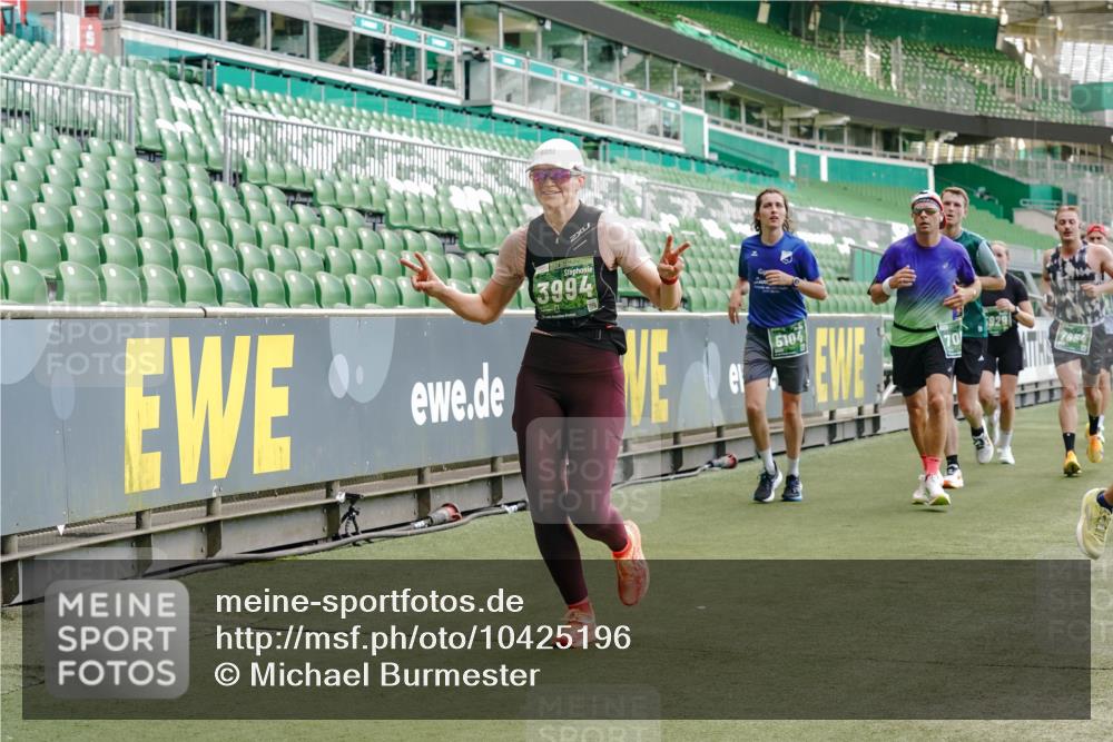 13.09.2026 - 21. swb-Marathon Bremen Michael Burmester http://msf.ph/oto/10425196 13.09.2026 13:01:33 Laufen im Stadion 150, 242, 282, 318, 440, 531, 651, 687, 722, 930, 946, 1006, 1067, 1163, 1250, 1368, 1436, 1448, 1582, 1650, 1861, 1896, 1935, 1963, 2033, 2047, 2062, 2292, 2293, 2306, 2322, 2345, 2370, 2378, 2409, 2427, 2485, 2490, 2491, 2560, 2561, 2627, 2638, 2658, 2666, 2700, 2708, 2781, 2906, 2967, 2987, 3013, 3044, 3105, 3145, 3163, 3164, 3168, 3173, 3187, 3248, 3294, 3334, 3354, 3372, 3374, 3375, 3385, 3392, 3480, 3524, 3526, 3527, 3642, 3667, 3729, 3774, 3806, 3856, 4000 meine-sportfotos.de