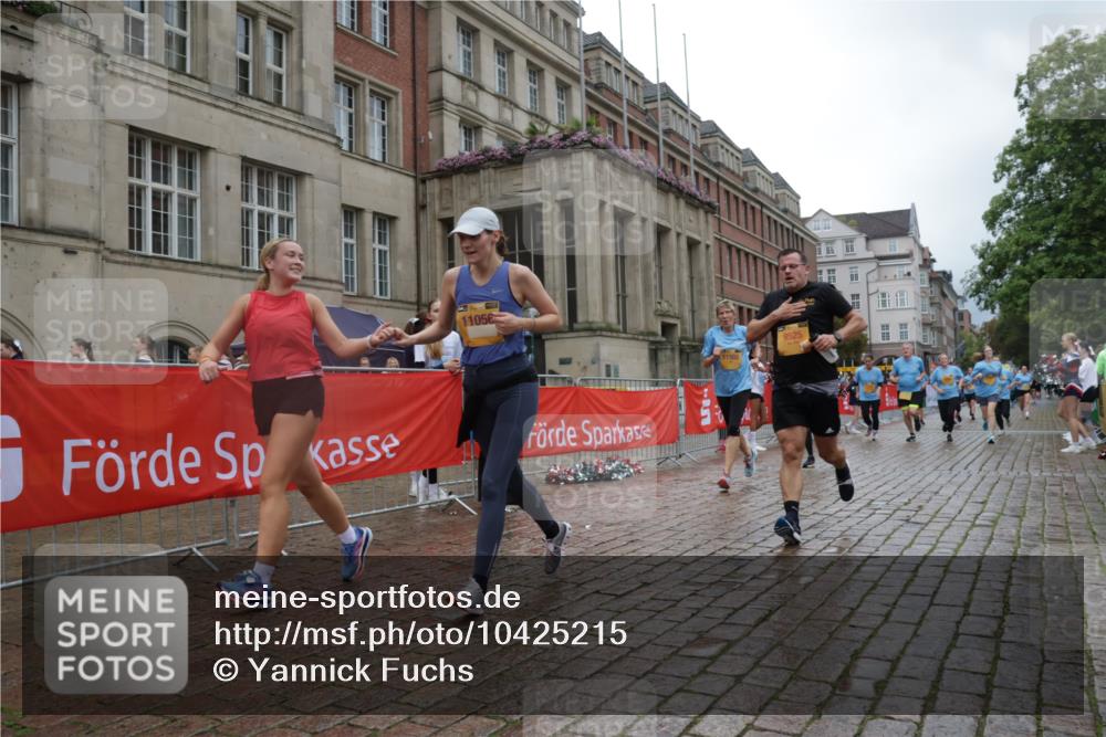 13.09.2026 - Kiel Lauf Yannick Fuchs http://msf.ph/oto/10425215 13.09.2026 11:01:52 Ziel 735, 2838, 2996, 3039, 3224, 4420, 5406, 5927, 6311, 6631, 6717, 7174, 7556, 8523, 8555, 8934, 9523, 10607, 11159, 11265, 11338, 11465, 11547, 12110, 12115, 955, 1018, 1347, 1425, 1744, 2424, 2616, 2722, 3224, 3554, 3626, 3662, 3982, 5451, 6619, 7191, 8307, 8576, 8724, 8934, 9134, 9525, 9695, 9869, 11056, 11465, 11474, 11502, 11505, 12010, 12283, 208, 540, 651, 709, 841, 845, 1651, 1660, 2451, 2726, 2778, 2902, 2958, 3942, 6998, 1744, 9525, 11056, 11502 meine-sportfotos.de