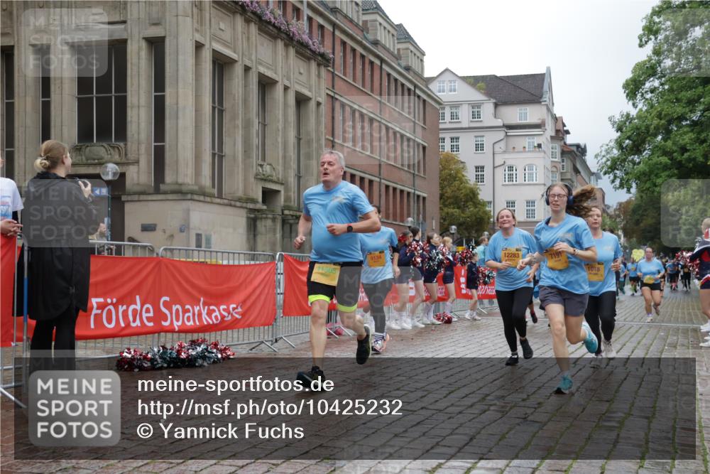 13.09.2026 - Kiel Lauf Yannick Fuchs http://msf.ph/oto/10425232 13.09.2026 11:01:55 Ziel 735, 1660, 2451, 2726, 2902, 2996, 4420, 5406, 5927, 6311, 6407, 6408, 6631, 6717, 7556, 8343, 8523, 9523, 10056, 10607, 11159, 11265, 11338, 11547, 12110, 955, 1018, 1347, 1425, 2424, 2616, 2722, 2838, 3039, 3224, 3554, 3626, 3662, 3982, 5451, 5927, 6619, 6717, 7174, 7191, 8307, 8555, 8576, 8724, 8934, 9134, 9695, 9869, 11465, 11474, 11502, 11505, 12283, 208, 540, 651, 709, 841, 845, 1651, 2778, 2895, 2958, 3443, 3942, 6998, 7005, 8218, 9732, 1744, 9525, 11056, 11502 meine-sportfotos.de