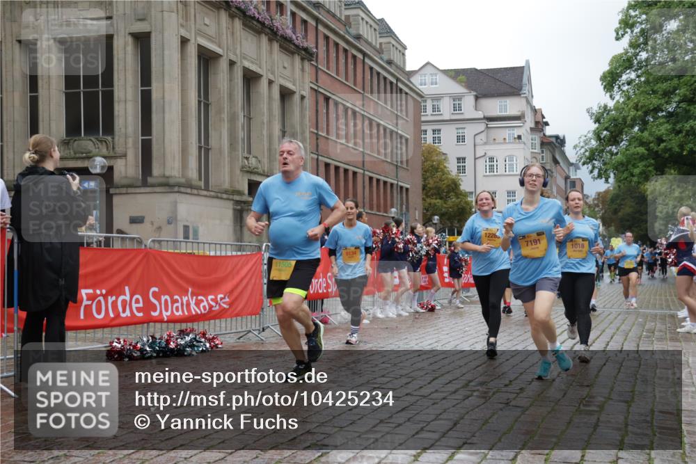 13.09.2026 - Kiel Lauf Yannick Fuchs http://msf.ph/oto/10425234 13.09.2026 11:01:55 Ziel 735, 1660, 2451, 2726, 2902, 2996, 4420, 5406, 5927, 6311, 6407, 6408, 6631, 6717, 7556, 8343, 8523, 9523, 10056, 10607, 11159, 11265, 11338, 11547, 12110, 955, 1018, 1347, 1425, 2424, 2616, 2722, 2838, 3039, 3224, 3554, 3626, 3662, 3982, 5451, 5927, 6619, 6717, 7174, 7191, 8307, 8555, 8576, 8724, 8934, 9134, 9695, 9869, 11465, 11474, 11502, 11505, 12283, 208, 540, 651, 709, 841, 845, 1651, 2778, 2895, 2958, 3443, 3942, 6998, 7005, 8218, 9732, 1744, 9525, 11056, 11502 meine-sportfotos.de