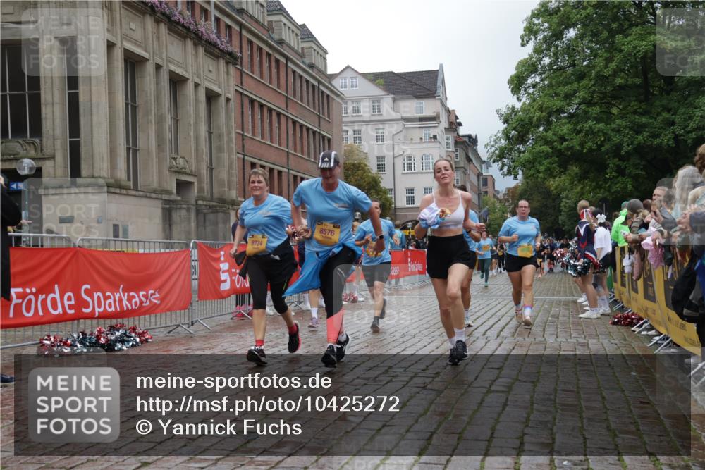 13.09.2026 - Kiel Lauf Yannick Fuchs http://msf.ph/oto/10425272 13.09.2026 11:01:59 Ziel 540, 651, 709, 735, 845, 1651, 1660, 2451, 2726, 2902, 2958, 2996, 3977, 4420, 5465, 6311, 6407, 6408, 7556, 8343, 8523, 8974, 9523, 9856, 10056, 11159, 11265, 11338, 12110, 955, 1347, 1425, 2424, 2616, 2722, 2838, 3039, 3224, 3554, 3626, 3662, 3982, 5406, 5927, 6619, 6631, 6717, 7174, 8307, 8555, 8576, 8724, 8934, 9134, 9695, 9869, 10607, 11465, 11474, 11547, 208, 841, 2322, 2778, 2895, 3443, 3942, 6998, 7005, 8218, 9732, 1744, 9525, 11056, 11502 meine-sportfotos.de