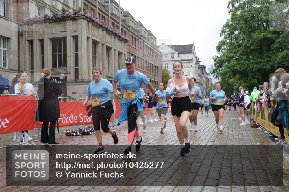 13.09.2026 - Kiel Lauf Yannick Fuchs http://msf.ph/oto/10425277 13.09.2026 11:01:59 Ziel 540, 651, 709, 735, 845, 1651, 1660, 2451, 2726, 2902, 2958, 2996, 3977, 4420, 5465, 6311, 6407, 6408, 7556, 8343, 8523, 8974, 9523, 9856, 10056, 11159, 11265, 11338, 12110, 955, 1347, 1425, 2424, 2616, 2722, 2838, 3039, 3224, 3554, 3626, 3662, 3982, 5406, 5927, 6619, 6631, 6717, 7174, 8307, 8555, 8576, 8724, 8934, 9134, 9695, 9869, 10607, 11465, 11474, 11547, 208, 841, 2322, 2778, 2895, 3443, 3942, 6998, 7005, 8218, 9732, 1744, 9525, 11056, 11502 meine-sportfotos.de