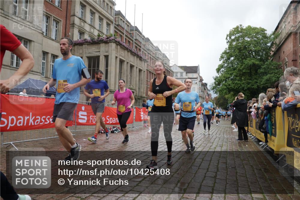 13.09.2026 - Kiel Lauf Yannick Fuchs http://msf.ph/oto/10425408 13.09.2026 11:02:17 Ziel 208, 484, 649, 841, 2322, 2778, 2895, 3102, 3443, 3942, 4848, 6332, 6998, 7005, 7244, 8218, 8517, 8793, 9732, 9738, 10020, 10531, 11135, 11256, 11261, 11301, 11466, 11546, 11959, 12578, 12697, 208, 540, 651, 709, 735, 841, 845, 1651, 1660, 2451, 2726, 2838, 2902, 2958, 2996, 3039, 3224, 3977, 4420, 4848, 5406, 5465, 5927, 6311, 6332, 6407, 6408, 6631, 6717, 7174, 7556, 8343, 8523, 8555, 8934, 8974, 9448, 9523, 9856, 10056, 10607, 11159, 11265, 11338, 11465, 11547, 935 meine-sportfotos.de