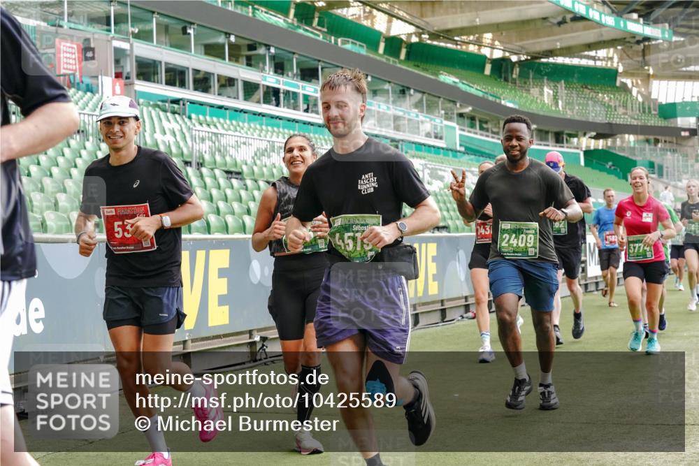 13.09.2026 - 21. swb-Marathon Bremen Michael Burmester http://msf.ph/oto/10425589 13.09.2026 13:01:52 Laufen im Stadion 150, 242, 282, 318, 440, 531, 687, 722, 930, 936, 946, 1006, 1067, 1163, 1250, 1436, 1448, 1582, 1896, 2033, 2047, 2062, 2292, 2345, 2370, 2378, 2409, 2427, 2485, 2490, 2491, 2560, 2561, 2627, 2638, 2658, 2666, 2668, 2700, 2708, 2781, 2906, 2967, 2987, 3013, 3044, 3163, 3164, 3168, 3173, 3187, 3248, 3294, 3334, 3372, 3374, 3375, 3385, 3392, 3524, 3526, 3527, 3603, 3642, 3667, 3721, 3774, 3806, 3852, 3856, 3893, 4000, 4506, 4558 meine-sportfotos.de