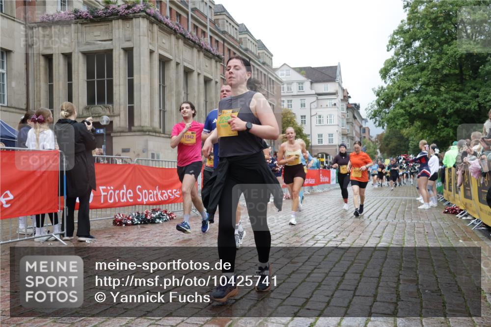 13.09.2026 - Kiel Lauf Yannick Fuchs http://msf.ph/oto/10425741 13.09.2026 11:03:02 Ziel 1095, 1635, 2796, 3513, 3635, 3912, 4478, 4781, 5046, 5998, 6768, 6934, 6969, 6974, 8084, 8782, 9070, 9108, 9202, 9663, 10165, 10664, 10999, 11255, 11736, 11846, 12550, 415, 935, 1298, 2055, 2299, 3207, 3670, 3947, 3968, 4562, 4648, 4984, 4986, 5479, 5712, 6071, 6375, 6483, 6548, 6878, 6969, 6974, 7389, 7968, 8036, 8084, 8914, 9745, 10648, 11064, 11384, 11717, 11942, 697, 986, 1923, 2254, 2878, 2975, 3621, 4658, 4757, 5893, 6224, 6319, 6669, 7282, 7656, 8130, 8136, 8204 meine-sportfotos.de