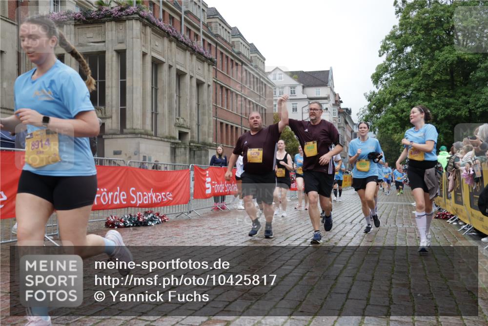 13.09.2026 - Kiel Lauf Yannick Fuchs http://msf.ph/oto/10425817 13.09.2026 11:03:13 Ziel 986, 1923, 2254, 2975, 3621, 3635, 3912, 4757, 5893, 5998, 6224, 6319, 6669, 8130, 8136, 8204, 8288, 8782, 9059, 9063, 9070, 9202, 9819, 12550, 415, 1095, 1298, 1635, 2055, 2796, 3513, 3912, 3947, 4478, 4562, 4648, 4781, 4984, 4986, 5046, 5479, 5712, 6071, 6483, 6548, 6768, 6934, 6969, 6974, 7968, 8084, 8914, 9070, 9108, 9663, 10165, 10648, 10664, 10999, 11064, 11255, 11717, 11736, 11846, 697, 2724, 2846, 2878, 3155, 3744, 4074, 4658, 4854, 6341, 7282, 7656, 3670 meine-sportfotos.de