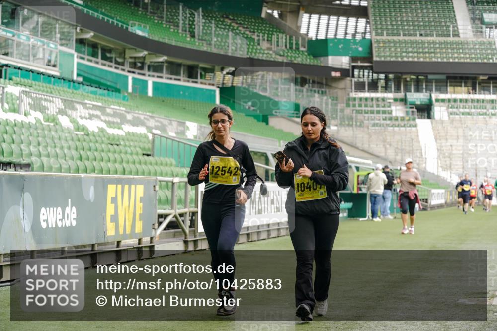 13.09.2026 - 21. swb-Marathon Bremen Michael Burmester http://msf.ph/oto/10425883 13.09.2026 10:48:32 Laufen im Stadion 10264, 10292, 10407, 10413, 10440, 10732, 10754, 10789, 10925, 11104, 11254, 11262, 11423, 11443, 11541, 11663, 11698, 11851, 11942, 11980, 12083, 12157, 12340, 12444, 12471, 12472, 12542, 12561, 10137, 10176, 10191, 10192, 10194, 10202, 10242, 10295, 10344, 10430, 10472, 10524, 10568, 10600, 10629, 10651, 10679, 10713, 10756, 10779, 10979, 10997, 10999, 11081, 11200, 11233, 11307, 11309, 11355, 11367, 11709, 11821, 12089, 12153, 12177, 12178 meine-sportfotos.de