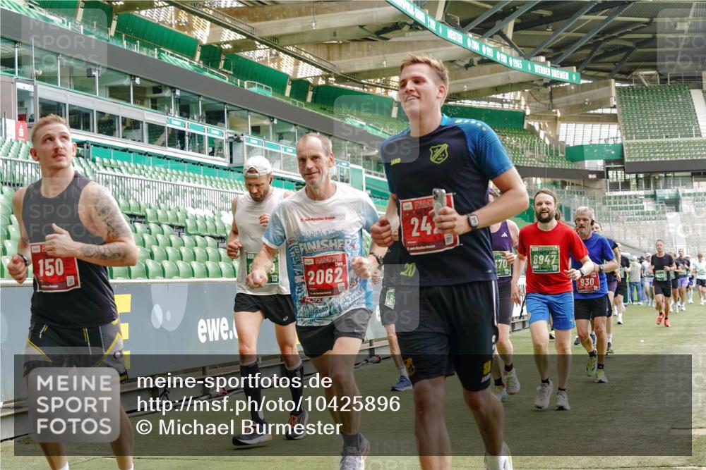 13.09.2026 - 21. swb-Marathon Bremen Michael Burmester http://msf.ph/oto/10425896 13.09.2026 13:02:01 Laufen im Stadion 150, 242, 282, 318, 440, 531, 687, 722, 930, 936, 946, 1006, 1067, 1163, 1250, 1436, 1448, 1582, 1896, 2033, 2047, 2062, 2276, 2292, 2345, 2364, 2370, 2378, 2409, 2427, 2485, 2490, 2491, 2560, 2561, 2627, 2638, 2658, 2666, 2668, 2708, 2779, 2781, 2967, 2987, 3013, 3044, 3114, 3163, 3164, 3173, 3187, 3248, 3258, 3294, 3334, 3372, 3374, 3375, 3385, 3392, 3496, 3524, 3526, 3527, 3576, 3603, 3642, 3667, 3721, 3806, 3852, 3893, 4000, 4506, 4558 meine-sportfotos.de