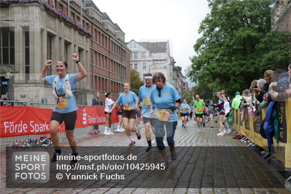13.09.2026 - Kiel Lauf Yannick Fuchs http://msf.ph/oto/10425945 13.09.2026 11:03:27 Ziel 697, 2254, 2724, 2846, 2878, 3155, 3744, 4074, 4658, 4854, 6224, 6341, 6953, 7282, 7656, 8288, 8946, 9363, 9614, 10806, 12650, 986, 1095, 1635, 1923, 2796, 2975, 3513, 3621, 3635, 3912, 4478, 4757, 4781, 5046, 5893, 5998, 6319, 6669, 6768, 6934, 6969, 6974, 8084, 8130, 8136, 8204, 8288, 8782, 9059, 9063, 9070, 9108, 9202, 9663, 9819, 10165, 10664, 10999, 11255, 11736, 11846, 12550, 643, 1505, 1698, 2807, 3049, 5377, 5588, 5820, 6524, 6525, 9331, 9581, 9955, 1095, 6934 meine-sportfotos.de