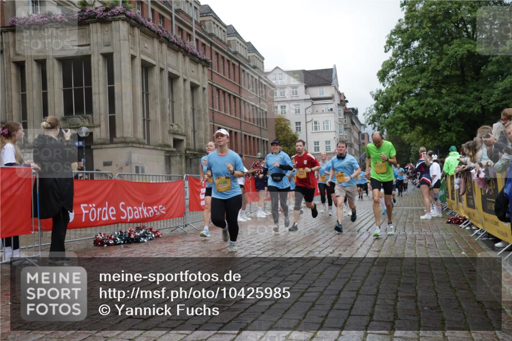 13.09.2026 - Kiel Lauf Yannick Fuchs http://msf.ph/oto/10425985 13.09.2026 11:03:30 Ziel 697, 1698, 2724, 2846, 2878, 3155, 3744, 4074, 4658, 4854, 6341, 6525, 6953, 7282, 7656, 8946, 9363, 12650, 986, 1095, 1635, 1923, 2254, 2796, 2975, 3513, 3621, 3635, 3912, 4478, 4658, 4757, 4781, 5046, 5893, 5998, 6224, 6319, 6669, 6768, 8130, 8136, 8204, 8288, 8782, 9059, 9063, 9070, 9202, 9614, 9663, 9819, 10165, 10664, 10806, 10999, 11255, 11736, 11846, 12550, 643, 1089, 1505, 2807, 3049, 5377, 5588, 5820, 6524, 9331, 9581, 9955, 11172, 11930, 1095, 2796, 3513, 6934 meine-sportfotos.de