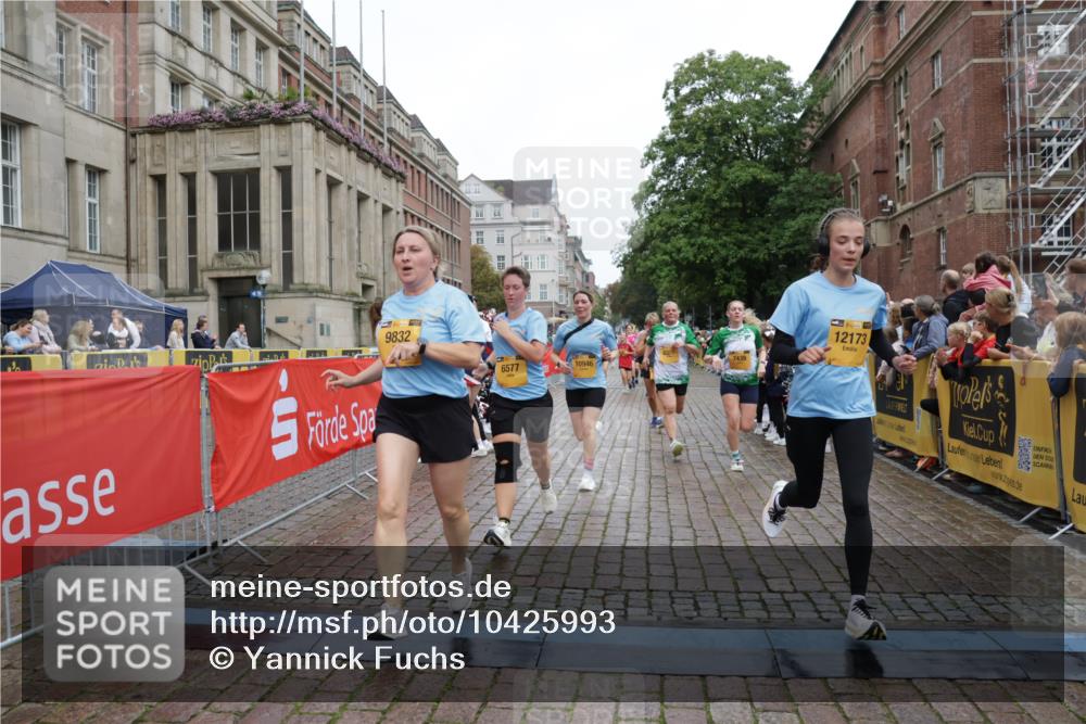 13.09.2026 - Kiel Lauf Yannick Fuchs http://msf.ph/oto/10425993 13.09.2026 09:46:33 Ziel 167, 288, 3033, 3035, 3361, 6355, 6577, 7439, 7675, 7754, 8929, 9832, 10177, 10946, 11859, 11861, 12173, 12552, 167, 181, 442, 1415, 2482, 3052, 3954, 4909, 4910, 4918, 5234, 5855, 5955, 6732, 6857, 7015, 7308, 8125, 8611, 10117, 10203, 10685, 10898, 10913, 11076, 11078, 11316, 12495, 12621, 2527, 2718, 3808, 4087, 4906, 6048, 6638, 7190, 7213, 7446, 7921, 8409, 8887, 8994, 9141, 10322, 12725, 557, 1415, 1418, 2127, 3142, 3301, 4909, 5757, 5829, 7911, 7924 meine-sportfotos.de