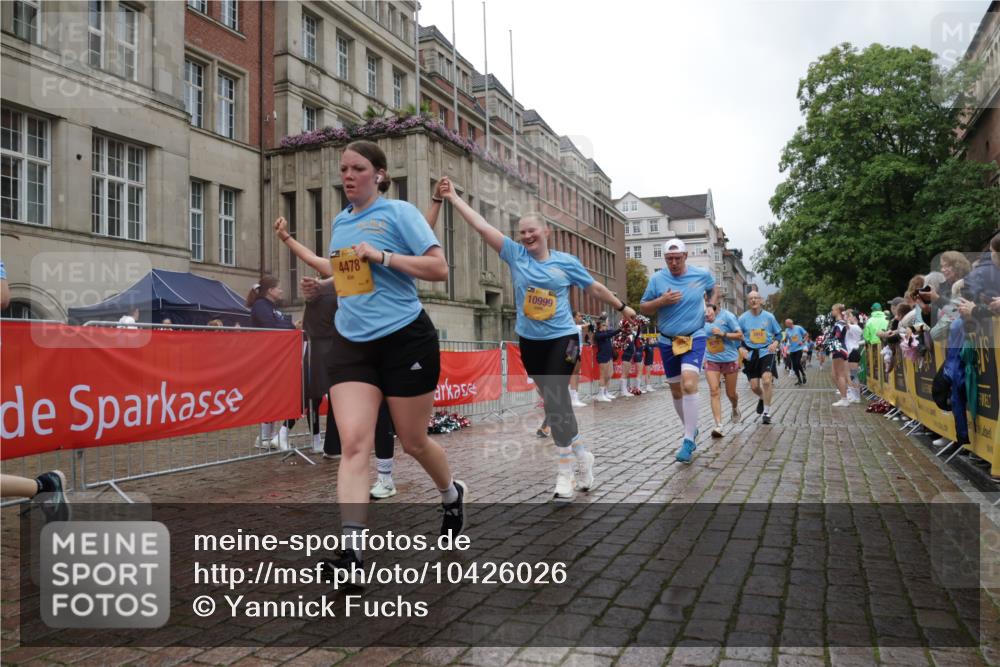 13.09.2026 - Kiel Lauf Yannick Fuchs http://msf.ph/oto/10426026 13.09.2026 11:03:34 Ziel 1698, 2724, 2846, 3155, 3744, 4074, 4854, 6341, 6524, 6525, 6953, 8946, 9363, 12650, 697, 986, 1635, 1923, 2254, 2846, 2878, 2975, 3621, 3635, 3912, 4478, 4658, 4757, 4781, 5046, 5893, 5998, 6224, 6319, 6669, 6768, 7282, 7656, 8130, 8136, 8204, 8288, 8782, 9059, 9063, 9070, 9202, 9614, 9663, 9819, 10806, 10999, 11736, 12550, 643, 1089, 1505, 1699, 2262, 2807, 2930, 3049, 5377, 5588, 5820, 7205, 9331, 9581, 9955, 10856, 11172, 11930, 1095, 1635, 2796, 3513, 6934 meine-sportfotos.de