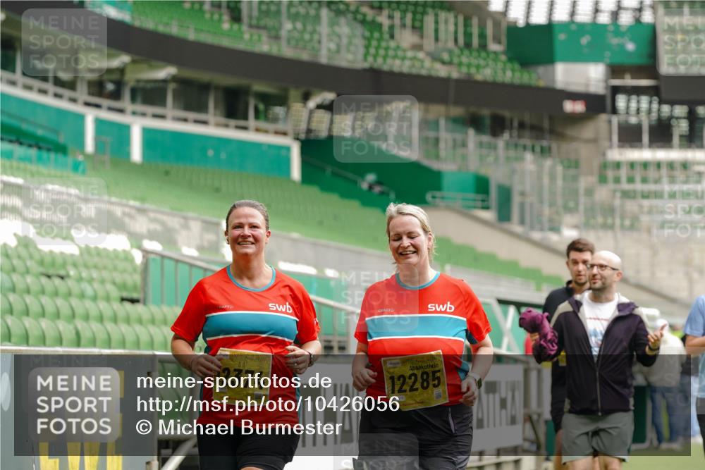13.09.2026 - 21. swb-Marathon Bremen Michael Burmester http://msf.ph/oto/10426056 13.09.2026 10:49:05 Laufen im Stadion 10264, 10292, 10407, 10413, 10440, 10732, 10754, 10789, 10925, 11104, 11254, 11262, 11423, 11443, 11541, 11663, 11698, 11712, 11851, 11942, 11980, 12083, 12340, 12440, 12444, 12471, 12472, 12542, 12561, 10137, 10191, 10192, 10194, 10202, 10242, 10344, 10430, 10472, 10524, 10568, 10600, 10651, 10679, 10713, 10979, 11050, 11081, 11181, 11200, 11244, 11296, 11309, 11367, 11529, 11530, 11546, 11574, 11675, 11709, 11760, 11821, 12089, 12153, 12177, 12178 meine-sportfotos.de