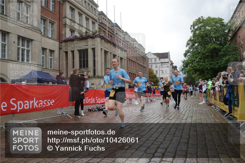 13.09.2026 - Kiel Lauf Yannick Fuchs http://msf.ph/oto/10426061 13.09.2026 11:03:39 Ziel 1698, 2724, 3049, 3155, 3744, 5377, 5588, 5820, 6524, 6525, 9331, 9363, 9955, 12650, 697, 986, 1923, 2254, 2724, 2846, 2878, 2975, 3621, 3635, 3744, 4074, 4658, 4757, 4854, 5893, 5998, 6224, 6319, 6341, 6669, 6953, 7282, 7656, 8130, 8136, 8204, 8288, 8782, 8946, 9059, 9063, 9202, 9614, 9819, 10806, 12550, 643, 1089, 1505, 1699, 2262, 2807, 2930, 3120, 7205, 7413, 7764, 8107, 9180, 9581, 10567, 10856, 11172, 11930, 12465, 1635, 2796, 3513, 3635, 5998, 8782 meine-sportfotos.de