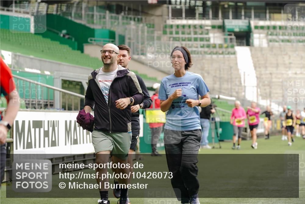13.09.2026 - 21. swb-Marathon Bremen Michael Burmester http://msf.ph/oto/10426073 13.09.2026 10:49:07 Laufen im Stadion 10264, 10292, 10407, 10413, 10440, 10732, 10754, 10789, 10925, 11104, 11254, 11262, 11423, 11443, 11541, 11663, 11698, 11712, 11851, 11942, 11980, 12083, 12340, 12440, 12444, 12471, 12472, 12542, 12561, 10137, 10191, 10192, 10194, 10202, 10242, 10344, 10430, 10472, 10524, 10568, 10600, 10651, 10679, 10713, 10979, 11050, 11081, 11181, 11200, 11244, 11296, 11309, 11367, 11529, 11530, 11546, 11574, 11675, 11709, 11760, 11821, 12089, 12153, 12177, 12178 meine-sportfotos.de