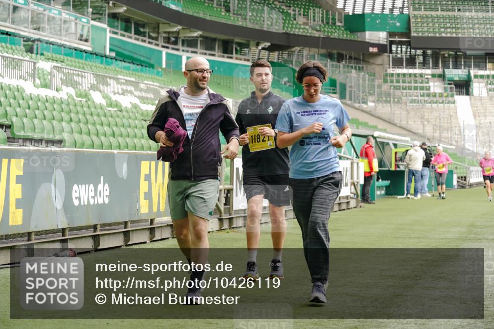 13.09.2026 - 21. swb-Marathon Bremen Michael Burmester http://msf.ph/oto/10426119 13.09.2026 10:49:10 Laufen im Stadion 10264, 10292, 10407, 10413, 10440, 10710, 10732, 10754, 10789, 10925, 11104, 11254, 11262, 11423, 11443, 11541, 11698, 11712, 11851, 11942, 11980, 12083, 12440, 12444, 12471, 12472, 12542, 12561, 10137, 10194, 10202, 10242, 10344, 10430, 10472, 10524, 10535, 10568, 10600, 10651, 10679, 10713, 10979, 11050, 11081, 11181, 11200, 11244, 11296, 11309, 11367, 11457, 11529, 11530, 11546, 11574, 11675, 11709, 11760, 11821, 12089, 12153, 12177, 12178 meine-sportfotos.de