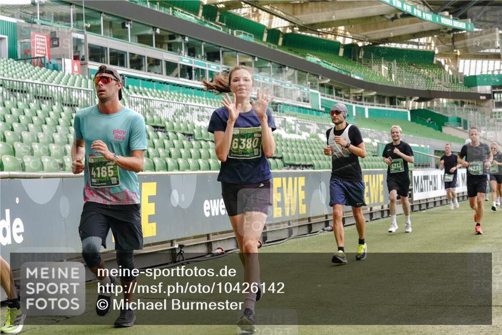 13.09.2026 - 21. swb-Marathon Bremen Michael Burmester http://msf.ph/oto/10426142 13.09.2026 13:02:06 Laufen im Stadion 150, 242, 282, 318, 440, 531, 687, 722, 930, 936, 946, 1006, 1067, 1163, 1250, 1436, 1448, 1582, 1896, 2033, 2047, 2062, 2276, 2292, 2345, 2364, 2370, 2378, 2409, 2421, 2485, 2490, 2491, 2560, 2561, 2627, 2638, 2658, 2666, 2668, 2779, 2781, 2967, 2987, 3013, 3044, 3114, 3163, 3164, 3187, 3248, 3258, 3294, 3334, 3372, 3374, 3375, 3385, 3392, 3496, 3524, 3526, 3527, 3576, 3585, 3603, 3642, 3667, 3721, 3806, 3852, 3893, 3938, 3983, 4000, 4133, 4506, 4558 meine-sportfotos.de