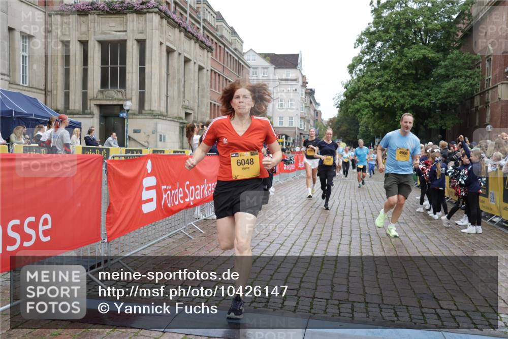 13.09.2026 - Kiel Lauf Yannick Fuchs http://msf.ph/oto/10426147 13.09.2026 09:46:43 Ziel 288, 2527, 3033, 3035, 3808, 4906, 6048, 7190, 7213, 7446, 7675, 7754, 8409, 8887, 8929, 8994, 10177, 12552, 12725, 167, 181, 442, 3052, 3361, 3954, 5855, 5955, 6355, 6577, 6857, 7015, 7308, 7439, 8125, 9832, 10117, 10177, 10913, 10946, 11076, 11078, 11316, 11859, 11861, 12173, 12495, 12621, 1402, 2718, 2759, 2779, 4087, 4238, 4940, 5217, 5351, 6074, 6207, 6638, 7731, 7921, 9141, 9385, 10009, 10301, 10322, 10731, 12622, 1415, 2482, 4909 meine-sportfotos.de