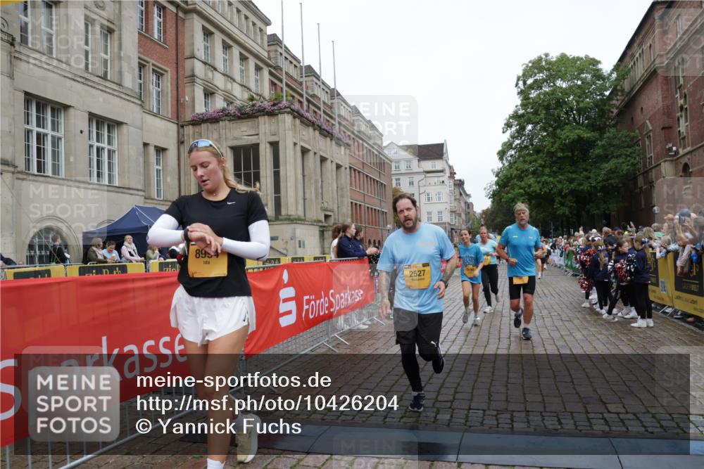 13.09.2026 - Kiel Lauf Yannick Fuchs http://msf.ph/oto/10426204 13.09.2026 09:46:47 Ziel 2527, 2718, 3033, 3035, 3808, 4087, 4906, 6048, 6638, 7190, 7213, 7446, 7675, 7754, 7921, 8409, 8887, 8929, 8994, 9141, 10322, 12725, 167, 181, 288, 442, 3033, 3035, 3052, 3361, 3954, 5855, 5955, 6355, 6577, 6857, 7308, 7439, 8125, 8929, 9832, 10117, 10177, 10913, 10946, 11316, 11859, 11861, 12173, 12495, 12552, 12621, 1402, 2759, 2779, 4238, 4940, 5217, 5351, 6074, 6207, 7731, 9385, 10009, 10301, 10731, 10742, 10744, 12622, 2482, 3052, 3954, 5855, 8125 meine-sportfotos.de