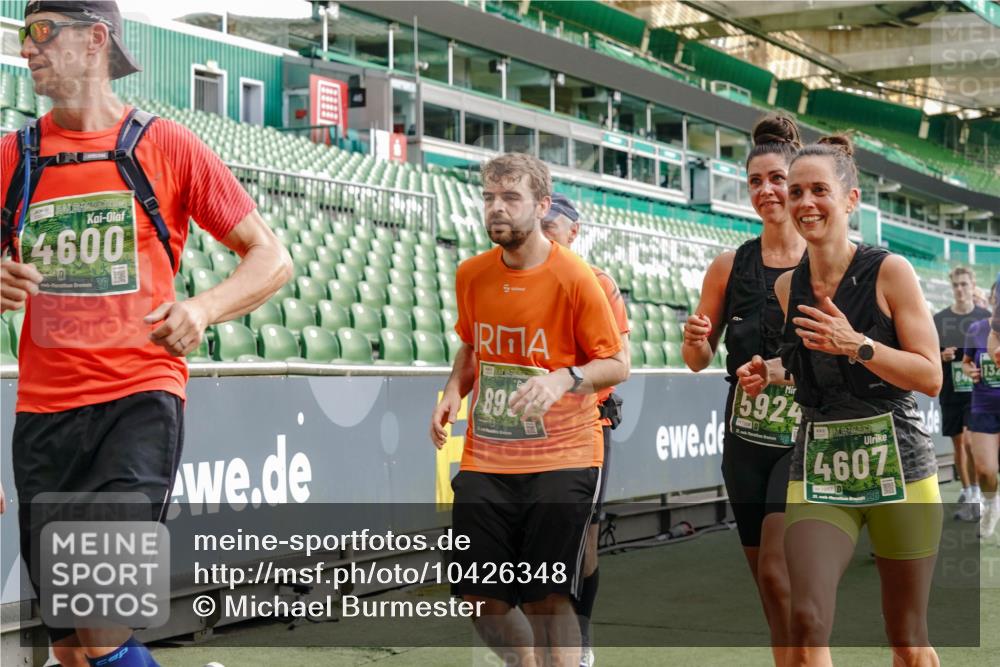 13.09.2026 - 21. swb-Marathon Bremen Michael Burmester http://msf.ph/oto/10426348 13.09.2026 13:25:07 Laufen im Stadion 137, 182, 213, 294, 324, 505, 530, 543, 548, 645, 721, 723, 739, 743, 752, 815, 818, 966, 1273, 1410, 1443, 1459, 1463, 1471, 1487, 1491, 1504, 1515, 1561, 1597, 1598, 1744, 1828, 1830, 1944, 1953, 2058, 2059, 2095, 2211, 2252, 2267, 2271, 2286, 2298, 2308, 2312, 2323, 2354, 2445, 2465, 2483, 2497, 2503, 2506, 2554, 2571, 2591, 2644, 2752, 2762, 2768, 2776, 2833, 2878, 2896, 2981, 3005, 3062, 3097, 3142, 3172, 3211, 3259, 3288, 3289, 3298, 3306, 3312, 3329, 3364, 3381, 3390 meine-sportfotos.de