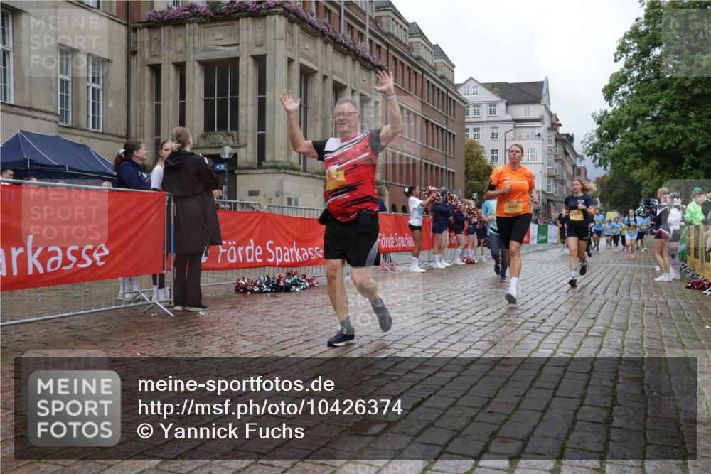 13.09.2026 - Kiel Lauf Yannick Fuchs http://msf.ph/oto/10426374 13.09.2026 11:04:17 Ziel 460, 978, 1204, 1316, 2062, 2654, 3195, 3336, 3961, 3963, 4936, 5806, 6092, 6310, 7016, 7451, 7686, 8835, 10130, 10776, 11151, 11152, 11856, 12179, 643, 1089, 1505, 1699, 1902, 1906, 2262, 2807, 2930, 3120, 3378, 4936, 5007, 5008, 5377, 7205, 7413, 7764, 8107, 9180, 9581, 10567, 10856, 11172, 11381, 11930, 12465, 567, 1554, 2298, 2662, 2750, 2758, 3140, 3141, 4155, 4200, 4758, 4759, 4870, 6010, 6962, 6963, 7157, 8950, 8951, 8956, 9067, 9806, 9980, 9987, 11050, 12826 meine-sportfotos.de