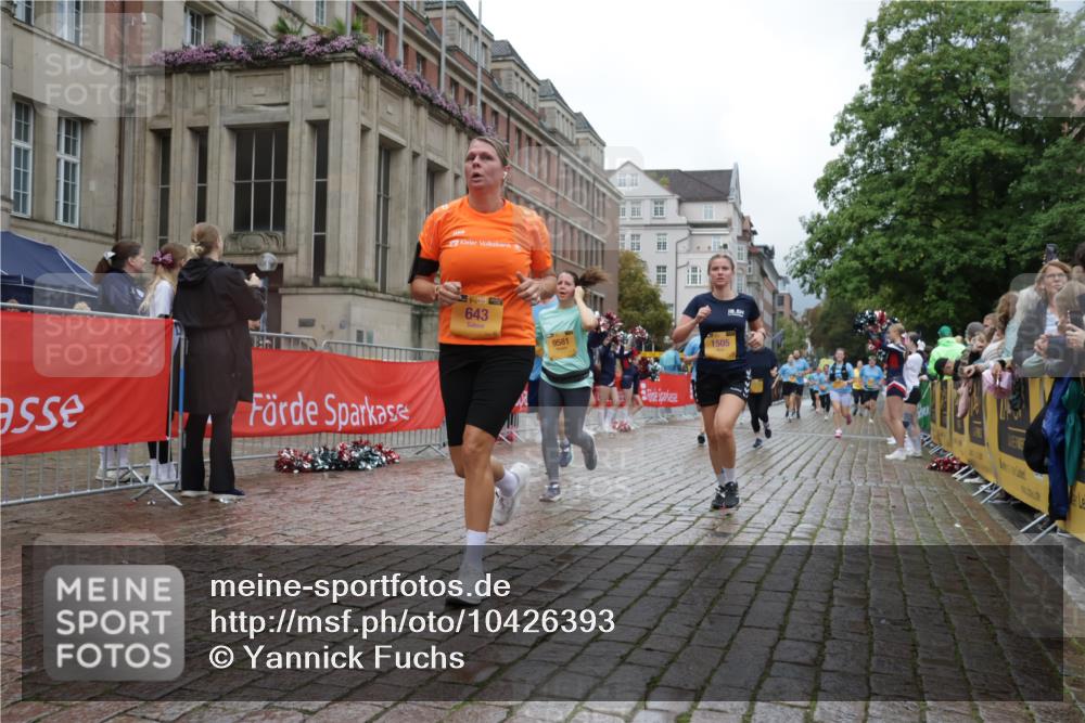 13.09.2026 - Kiel Lauf Yannick Fuchs http://msf.ph/oto/10426393 13.09.2026 11:04:18 Ziel 460, 978, 1204, 1316, 2062, 2654, 3195, 3336, 3961, 3963, 5806, 6010, 6092, 6310, 6962, 6963, 7016, 7451, 7686, 8835, 9806, 10130, 10776, 11050, 11151, 11152, 11856, 12179, 643, 1089, 1505, 1699, 1902, 1906, 2262, 2807, 2930, 3120, 3378, 4936, 5007, 5008, 5377, 7205, 7413, 7764, 8107, 9180, 9581, 10130, 10567, 10856, 11172, 11381, 11930, 12465, 567, 1554, 2298, 2662, 2750, 2758, 3140, 3141, 4155, 4200, 4758, 4759, 4870, 7157, 8950, 8951, 8956, 9067, 9980, 9987, 12826 meine-sportfotos.de