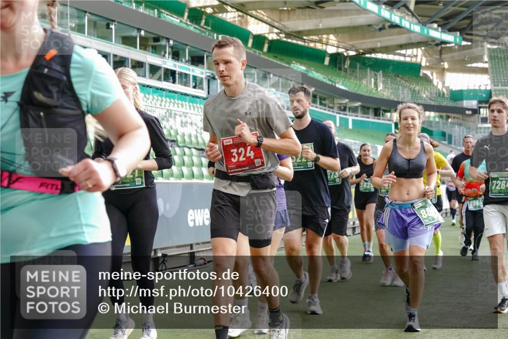 13.09.2026 - 21. swb-Marathon Bremen Michael Burmester http://msf.ph/oto/10426400 13.09.2026 13:25:09 Laufen im Stadion 137, 182, 213, 294, 324, 505, 530, 543, 548, 645, 721, 723, 739, 743, 752, 815, 818, 966, 1273, 1410, 1443, 1459, 1463, 1471, 1487, 1491, 1504, 1515, 1561, 1597, 1598, 1744, 1828, 1830, 1944, 1953, 2058, 2059, 2095, 2211, 2252, 2267, 2271, 2286, 2298, 2308, 2312, 2323, 2354, 2465, 2483, 2497, 2503, 2506, 2554, 2571, 2591, 2644, 2752, 2762, 2776, 2833, 2878, 2896, 2981, 3005, 3062, 3097, 3142, 3172, 3211, 3259, 3288, 3289, 3298, 3306, 3312, 3329, 3364, 3381, 3390 meine-sportfotos.de