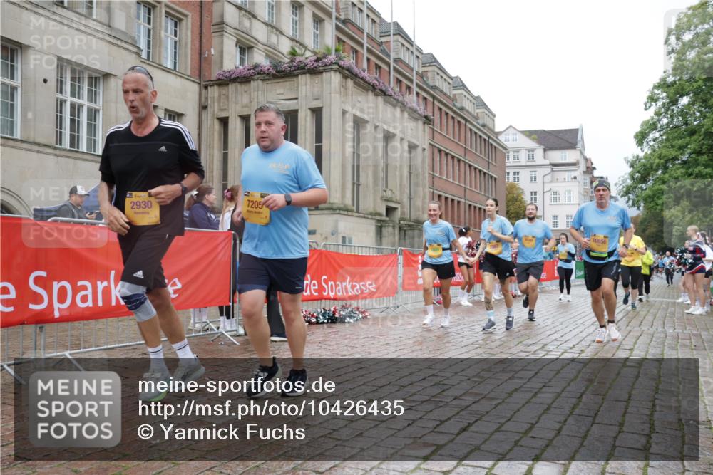 13.09.2026 - Kiel Lauf Yannick Fuchs http://msf.ph/oto/10426435 13.09.2026 11:04:26 Ziel 567, 1554, 2298, 2654, 2662, 2750, 2758, 3140, 3141, 3195, 3961, 3963, 4155, 4870, 6010, 6310, 6962, 6963, 7157, 7451, 7686, 8835, 8956, 9067, 9806, 9980, 9987, 11050, 12179, 12826, 460, 978, 1204, 1316, 1699, 1902, 1906, 2062, 2262, 2654, 2930, 3120, 3336, 3378, 3961, 4936, 5007, 5008, 5806, 6092, 7016, 7205, 7413, 7451, 7764, 8107, 9180, 10130, 10567, 10776, 10856, 11151, 11152, 11381, 11856, 12465, 711, 1228, 1289, 1431, 4200, 4758, 4759, 5963, 6752, 8697, 8950, 8951 meine-sportfotos.de