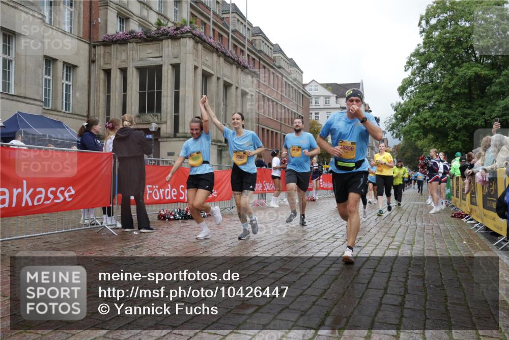 13.09.2026 - Kiel Lauf Yannick Fuchs http://msf.ph/oto/10426447 13.09.2026 11:04:27 Ziel 567, 1554, 2298, 2662, 2750, 2758, 3140, 3141, 3195, 3963, 4155, 4870, 6010, 6310, 6962, 6963, 7157, 7686, 8835, 8956, 9067, 9806, 9980, 9987, 11050, 12179, 12826, 460, 978, 1204, 1316, 1699, 1902, 1906, 2062, 2262, 2654, 2930, 3120, 3336, 3378, 3961, 3963, 4936, 5007, 5008, 5806, 6092, 7016, 7205, 7413, 7451, 7764, 8107, 9180, 10130, 10567, 10776, 10856, 11151, 11152, 11381, 11856, 12465, 711, 1228, 1289, 1431, 4200, 4758, 4759, 5963, 6443, 6752, 8697, 8950, 8951 meine-sportfotos.de