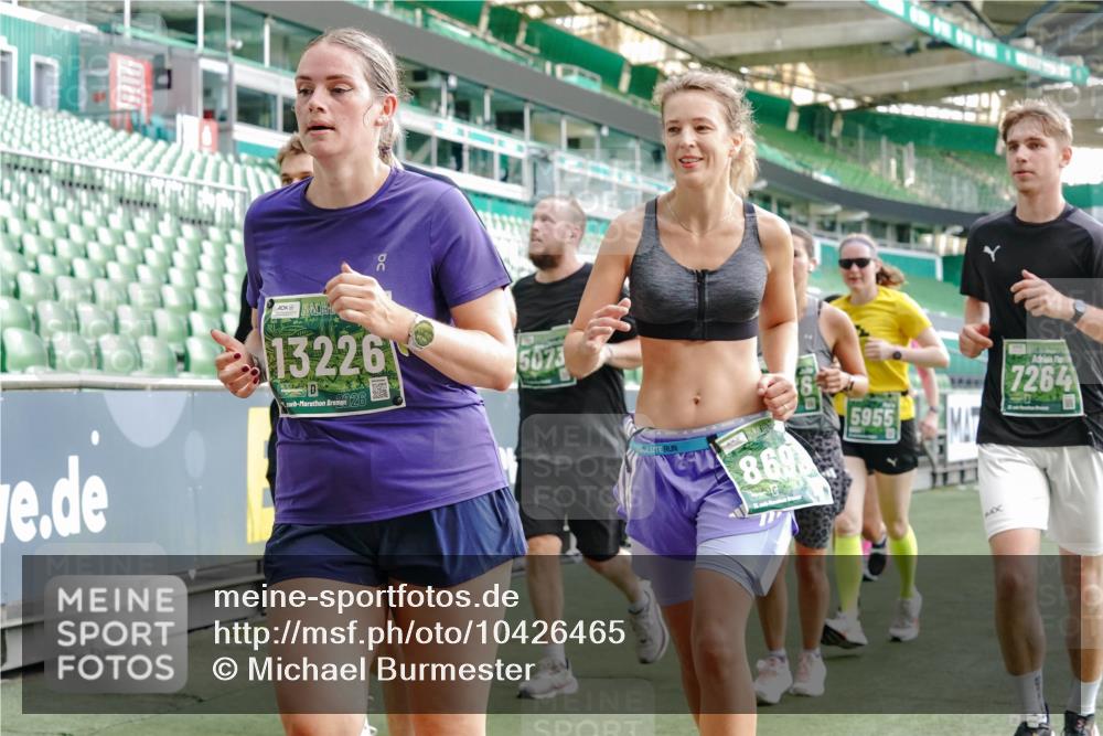 13.09.2026 - 21. swb-Marathon Bremen Michael Burmester http://msf.ph/oto/10426465 13.09.2026 13:25:10 Laufen im Stadion 137, 182, 213, 294, 324, 505, 530, 543, 548, 645, 721, 723, 739, 743, 752, 815, 818, 966, 1273, 1283, 1410, 1443, 1459, 1463, 1471, 1487, 1491, 1504, 1515, 1561, 1597, 1598, 1744, 1828, 1830, 1944, 1953, 2058, 2059, 2095, 2211, 2252, 2267, 2271, 2286, 2298, 2308, 2312, 2323, 2354, 2465, 2483, 2497, 2503, 2506, 2554, 2571, 2591, 2644, 2752, 2762, 2776, 2833, 2878, 2896, 2981, 3005, 3062, 3097, 3142, 3172, 3211, 3259, 3288, 3289, 3298, 3306, 3312, 3329, 3364, 3381, 3390 meine-sportfotos.de