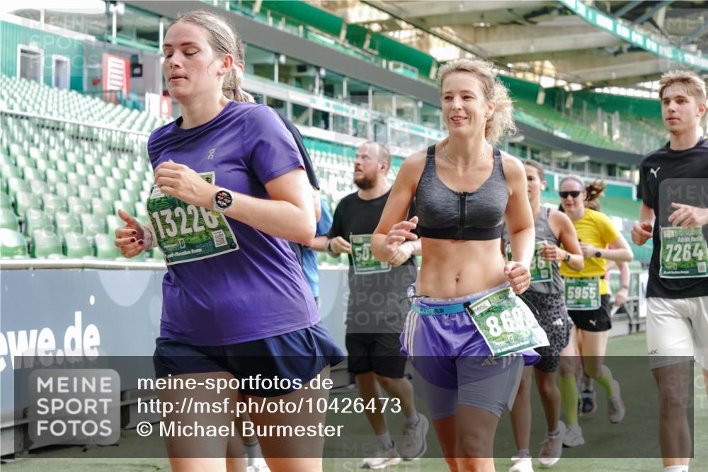 13.09.2026 - 21. swb-Marathon Bremen Michael Burmester http://msf.ph/oto/10426473 13.09.2026 13:25:10 Laufen im Stadion 137, 182, 213, 294, 324, 505, 530, 543, 548, 645, 721, 723, 739, 743, 752, 815, 818, 966, 1273, 1283, 1410, 1443, 1459, 1463, 1471, 1487, 1491, 1504, 1515, 1561, 1597, 1598, 1744, 1828, 1830, 1944, 1953, 2058, 2059, 2095, 2211, 2252, 2267, 2271, 2286, 2298, 2308, 2312, 2323, 2354, 2465, 2483, 2497, 2503, 2506, 2554, 2571, 2591, 2644, 2752, 2762, 2776, 2833, 2878, 2896, 2981, 3005, 3062, 3097, 3142, 3172, 3211, 3259, 3288, 3289, 3298, 3306, 3312, 3329, 3364, 3381, 3390 meine-sportfotos.de