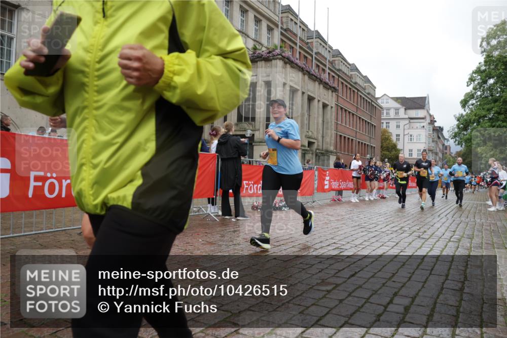 13.09.2026 - Kiel Lauf Yannick Fuchs http://msf.ph/oto/10426515 13.09.2026 11:04:33 Ziel 567, 1554, 2298, 2662, 2750, 2758, 3140, 3141, 4155, 4200, 4758, 4759, 4870, 6010, 6962, 6963, 7157, 8950, 8951, 8956, 9067, 9667, 9806, 9818, 9980, 9987, 11050, 12252, 12826, 460, 978, 1204, 1316, 1902, 1906, 2062, 2654, 3195, 3336, 3378, 3961, 3963, 4936, 5007, 5008, 5806, 6010, 6092, 6310, 6962, 6963, 7016, 7451, 7686, 8107, 8835, 9806, 10130, 10776, 11050, 11151, 11152, 11381, 11856, 12179, 12465, 711, 1056, 1228, 1289, 1431, 1861, 2804, 4211, 5963, 6443, 6752, 8697 meine-sportfotos.de