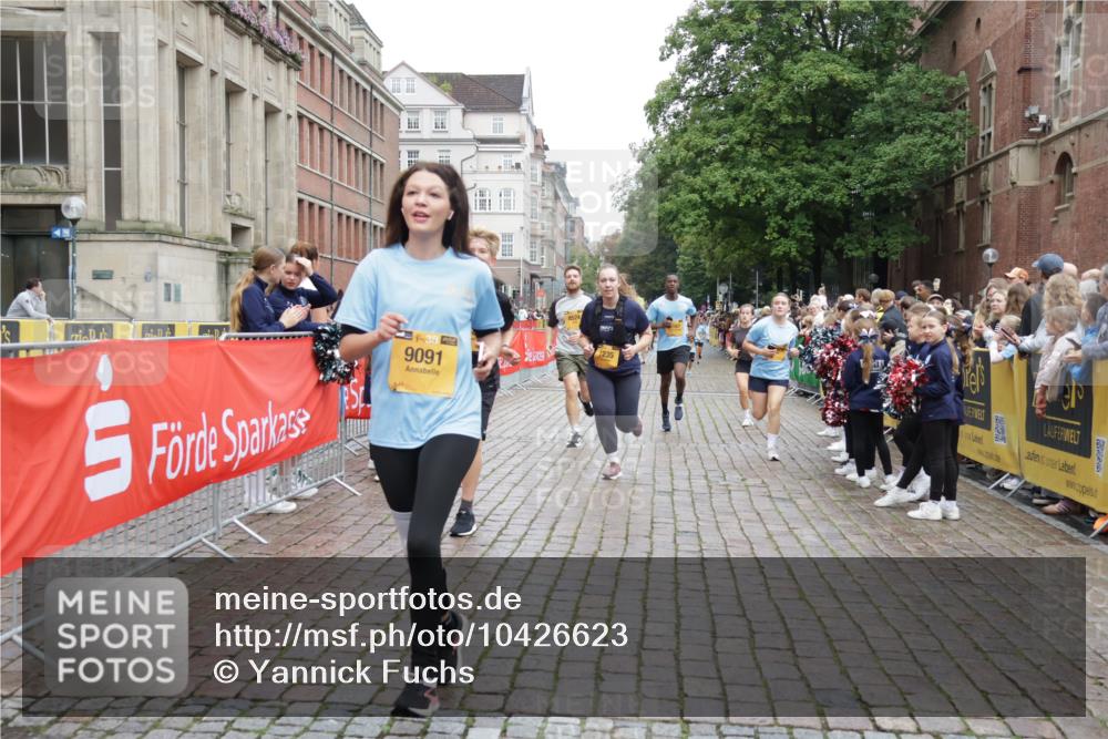 13.09.2026 - Kiel Lauf Yannick Fuchs http://msf.ph/oto/10426623 13.09.2026 09:47:14 Ziel 1235, 2587, 5167, 7461, 8524, 9091, 10076, 10224, 10555, 10742, 10744, 11862, 11964, 12635, 1402, 2527, 2718, 2759, 2779, 3808, 4087, 4238, 4906, 4940, 5217, 5351, 6048, 6074, 6207, 6638, 7190, 7213, 7446, 7731, 7921, 8409, 8887, 8994, 9141, 9385, 10009, 10301, 10322, 10731, 12622, 12725, 544, 591, 1324, 2870, 3192, 3629, 4480, 5517, 6072, 6575, 6639, 6696, 8231, 8503, 8540, 8777, 9634, 9936, 10789, 288, 3033, 3035, 4906, 6048, 6355, 7439, 10177 meine-sportfotos.de