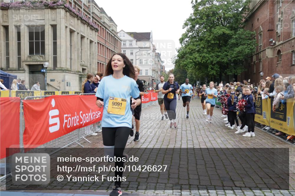 13.09.2026 - Kiel Lauf Yannick Fuchs http://msf.ph/oto/10426627 13.09.2026 09:47:14 Ziel 1235, 2587, 5167, 7461, 8524, 9091, 10076, 10224, 10555, 10742, 10744, 11862, 11964, 12635, 1402, 2527, 2718, 2759, 2779, 3808, 4087, 4238, 4906, 4940, 5217, 5351, 6048, 6074, 6207, 6638, 7190, 7213, 7446, 7731, 7921, 8409, 8887, 8994, 9141, 9385, 10009, 10301, 10322, 10731, 12622, 12725, 544, 591, 1324, 2870, 3192, 3629, 4480, 5517, 6072, 6575, 6639, 6696, 8231, 8503, 8540, 8777, 9634, 9936, 10789, 288, 3033, 3035, 4906, 6048, 6355, 7439, 10177 meine-sportfotos.de