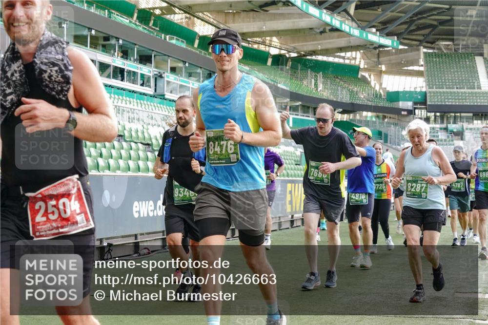 13.09.2026 - 21. swb-Marathon Bremen Michael Burmester http://msf.ph/oto/10426663 13.09.2026 13:25:17 Laufen im Stadion 137, 182, 213, 294, 505, 530, 543, 548, 645, 721, 723, 739, 743, 752, 815, 818, 966, 1273, 1283, 1410, 1443, 1459, 1463, 1471, 1487, 1491, 1504, 1515, 1530, 1561, 1618, 1744, 1828, 1830, 1944, 1953, 2058, 2059, 2095, 2211, 2252, 2267, 2271, 2298, 2308, 2312, 2323, 2354, 2382, 2384, 2465, 2483, 2497, 2503, 2506, 2554, 2571, 2591, 2644, 2675, 2752, 2762, 2776, 2833, 2878, 2896, 2981, 3005, 3062, 3097, 3142, 3172, 3211, 3259, 3298, 3306, 3312, 3329, 3381, 3390 meine-sportfotos.de