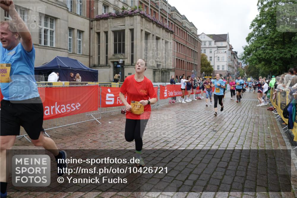 13.09.2026 - Kiel Lauf Yannick Fuchs http://msf.ph/oto/10426721 13.09.2026 11:05:03 Ziel 1186, 1861, 2093, 2142, 2308, 4262, 4391, 5002, 5021, 6393, 8149, 9330, 9605, 9647, 10003, 10138, 10484, 10679, 11948, 12406, 567, 711, 1056, 1228, 1289, 1431, 1861, 2758, 2804, 4155, 4200, 4211, 4758, 4759, 4870, 5963, 6443, 6752, 7157, 8697, 8950, 8951, 8956, 9667, 9815, 9818, 10016, 10217, 10484, 10593, 11906, 11948, 12252, 12406, 12438, 12472, 12826, 1476, 2070, 3122, 3159, 3284, 6447, 7386, 7716, 7860, 8124, 8949, 10133, 11094, 11341, 567, 1554, 2298, 2758, 12826 meine-sportfotos.de