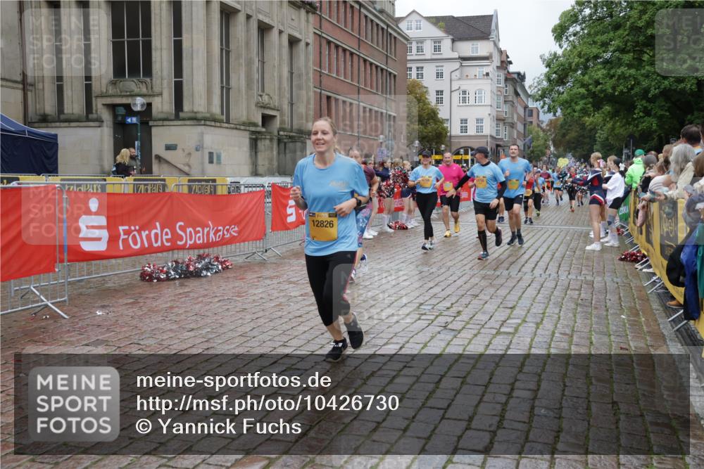 13.09.2026 - Kiel Lauf Yannick Fuchs http://msf.ph/oto/10426730 13.09.2026 11:05:05 Ziel 1186, 2093, 2142, 2308, 4262, 4391, 5002, 5021, 6393, 8149, 9330, 9605, 9647, 10003, 10138, 10679, 711, 1056, 1228, 1289, 1431, 1861, 2804, 4200, 4211, 4391, 4758, 4759, 5963, 6443, 6752, 8697, 8950, 8951, 9647, 9667, 9815, 9818, 10016, 10217, 10484, 10593, 11906, 11948, 12252, 12406, 12438, 12472, 12826, 1476, 2070, 3122, 3159, 3284, 6447, 7386, 7716, 7860, 8124, 8949, 10133, 11094, 11160, 11341, 567, 1554, 2298, 2758, 9667, 12826 meine-sportfotos.de