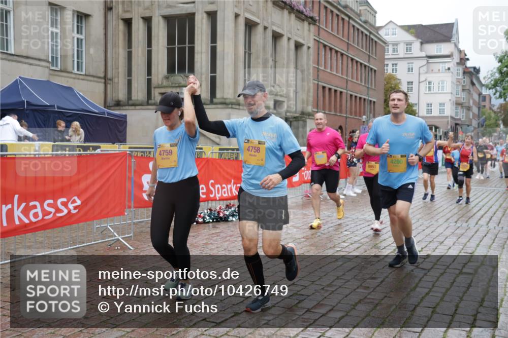 13.09.2026 - Kiel Lauf Yannick Fuchs http://msf.ph/oto/10426749 13.09.2026 11:05:08 Ziel 1186, 2142, 2308, 4262, 5002, 5021, 9330, 9605, 10003, 10138, 711, 1056, 1228, 1289, 1431, 1861, 2093, 2804, 4200, 4211, 4391, 4758, 4759, 5963, 6393, 6443, 6752, 8149, 8697, 8950, 8951, 9647, 9667, 9815, 9818, 10016, 10217, 10484, 10593, 10679, 11906, 11948, 12252, 12406, 12438, 12472, 1476, 2070, 3122, 3159, 3284, 3421, 6447, 7386, 7716, 7860, 8124, 8949, 10133, 11094, 11160, 11341, 567, 1554, 2298, 2758, 4200, 4758, 4759, 8950, 8951, 9667, 12826 meine-sportfotos.de