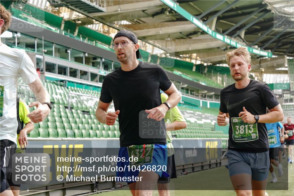 13.09.2026 - 21. swb-Marathon Bremen Michael Burmester http://msf.ph/oto/10426820 13.09.2026 13:02:18 Laufen im Stadion 150, 282, 318, 440, 531, 722, 930, 936, 946, 1006, 1067, 1163, 1250, 1436, 1448, 1460, 1582, 1611, 1896, 2033, 2047, 2062, 2276, 2292, 2345, 2364, 2370, 2378, 2409, 2421, 2485, 2491, 2513, 2560, 2561, 2627, 2638, 2666, 2668, 2779, 2900, 2987, 3013, 3044, 3114, 3163, 3164, 3187, 3248, 3258, 3294, 3334, 3372, 3374, 3375, 3392, 3496, 3524, 3526, 3527, 3576, 3585, 3603, 3667, 3721, 3806, 3852, 3893, 3938, 3970, 3983, 4000, 4077, 4133, 4506, 4558 meine-sportfotos.de