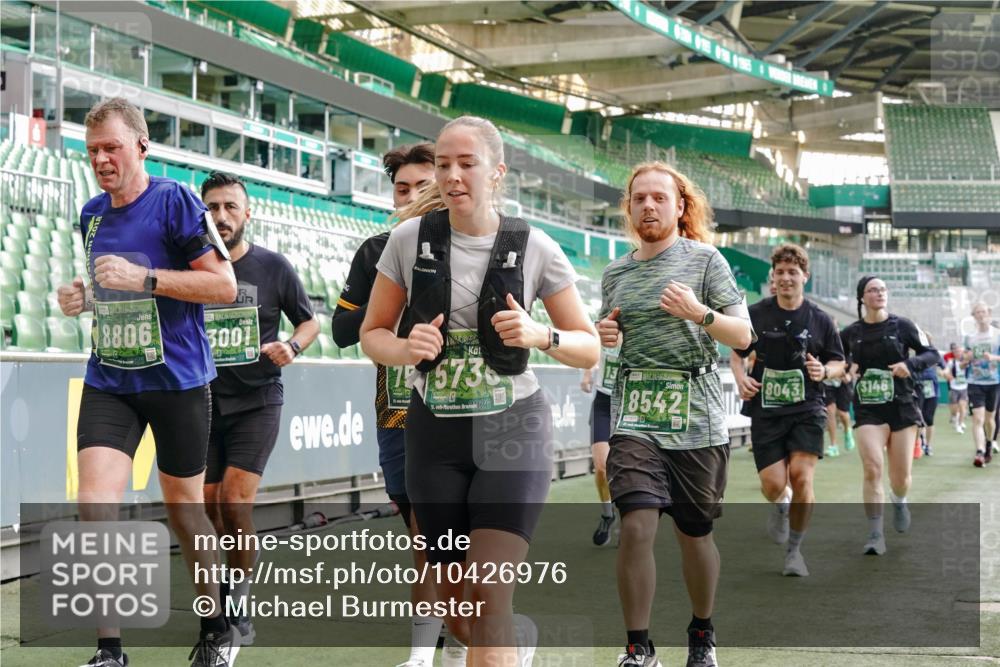 13.09.2026 - 21. swb-Marathon Bremen Michael Burmester http://msf.ph/oto/10426976 13.09.2026 13:25:28 Laufen im Stadion 213, 294, 505, 530, 543, 548, 645, 723, 739, 752, 815, 818, 966, 1283, 1410, 1443, 1459, 1463, 1471, 1487, 1491, 1504, 1515, 1530, 1561, 1618, 1744, 1828, 1830, 1944, 1953, 2058, 2059, 2095, 2211, 2252, 2267, 2271, 2298, 2308, 2312, 2323, 2354, 2382, 2384, 2483, 2497, 2506, 2508, 2554, 2558, 2571, 2591, 2644, 2656, 2675, 2752, 2762, 2776, 2833, 2878, 2896, 2970, 2981, 3005, 3062, 3097, 3142, 3172, 3211, 3259, 3298, 3306, 3312, 3329, 3381, 3390, 3433 meine-sportfotos.de