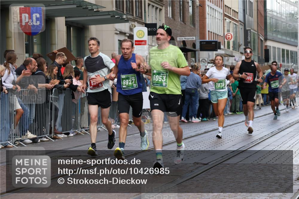 13.09.2026 - 21. swb-Marathon Bremen Strokosch-Dieckow http://msf.ph/oto/10426985 13.09.2026 13:06:52 Ziel 1540, 1863, 3043, 3118, 3794, 3973, 4808, 6053, 7636, 7876, 8980, 9708, 9927, 508, 521, 749, 788, 1009, 1770, 1921, 2832, 3127, 3910, 4574, 4777, 5238, 6784, 6951, 8580, 8888 meine-sportfotos.de