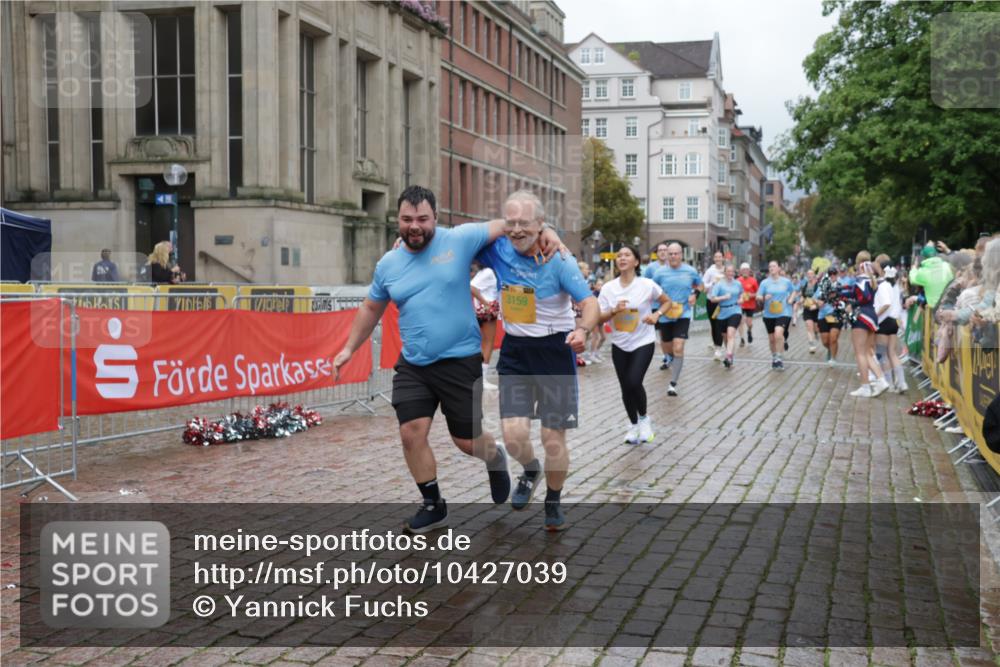 13.09.2026 - Kiel Lauf Yannick Fuchs http://msf.ph/oto/10427039 13.09.2026 11:05:47 Ziel 2959, 4058, 4148, 4153, 4764, 5526, 5925, 6162, 6668, 8323, 8498, 8879, 9279, 10386, 10557, 10599, 11049, 12012, 12233, 12649, 1476, 1491, 2070, 2365, 3122, 3159, 3284, 3352, 3421, 4979, 5888, 5909, 5954, 6447, 7386, 7716, 7860, 7899, 8124, 8334, 8949, 9480, 9589, 9747, 10133, 10599, 11094, 11160, 11341, 11618, 799, 1111, 1359, 2781, 2782, 3475, 3618, 4392, 4980, 5187, 5229, 5756, 6307, 6823, 7045, 7452, 7942, 8295, 8452, 9016, 9757, 10830, 11218, 11372, 12133, 12356 meine-sportfotos.de