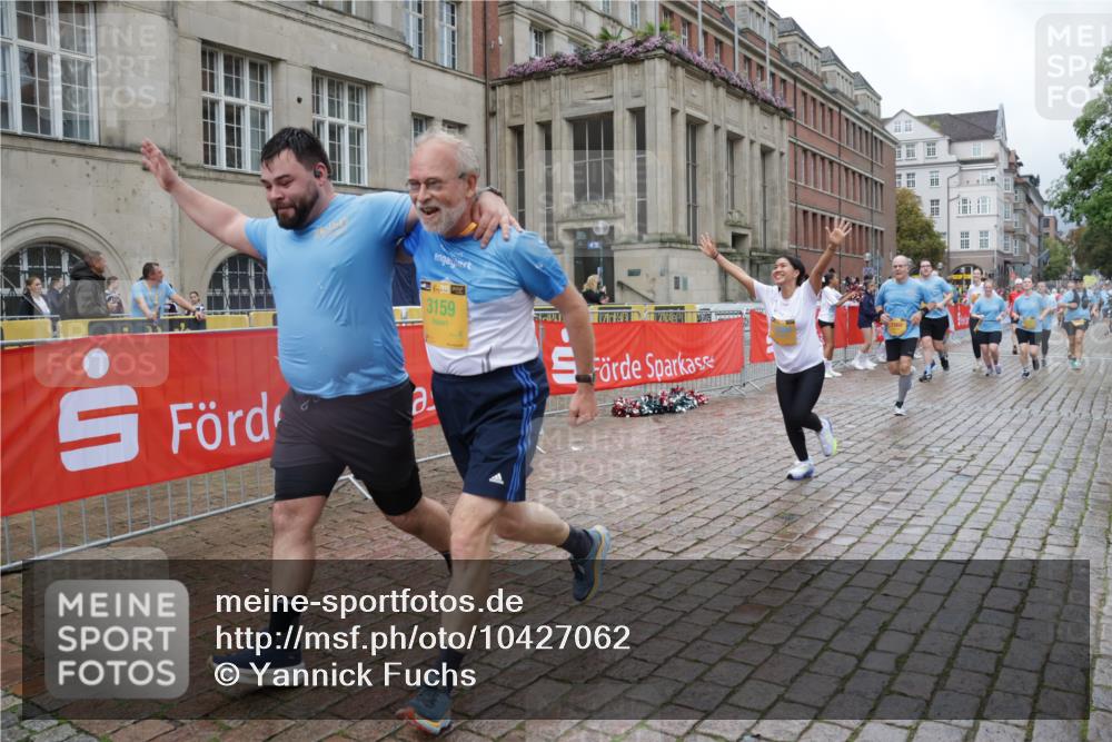 13.09.2026 - Kiel Lauf Yannick Fuchs http://msf.ph/oto/10427062 13.09.2026 11:05:49 Ziel 2959, 4058, 4148, 4153, 4764, 5526, 5925, 6668, 8323, 8498, 8879, 9279, 10386, 10557, 11049, 12012, 12233, 12649, 1476, 1491, 2070, 2365, 3122, 3159, 3284, 3352, 3421, 4979, 5888, 5909, 5954, 6162, 6447, 7386, 7716, 7860, 7899, 8124, 8334, 8949, 9480, 9589, 9747, 10133, 10599, 11094, 11160, 11341, 11618, 799, 1111, 1359, 2781, 2782, 3475, 3618, 4392, 4980, 5187, 5229, 5756, 6307, 6823, 7045, 7452, 7942, 8295, 8452, 9016, 9757, 10830, 11218, 11372, 12133, 12356 meine-sportfotos.de