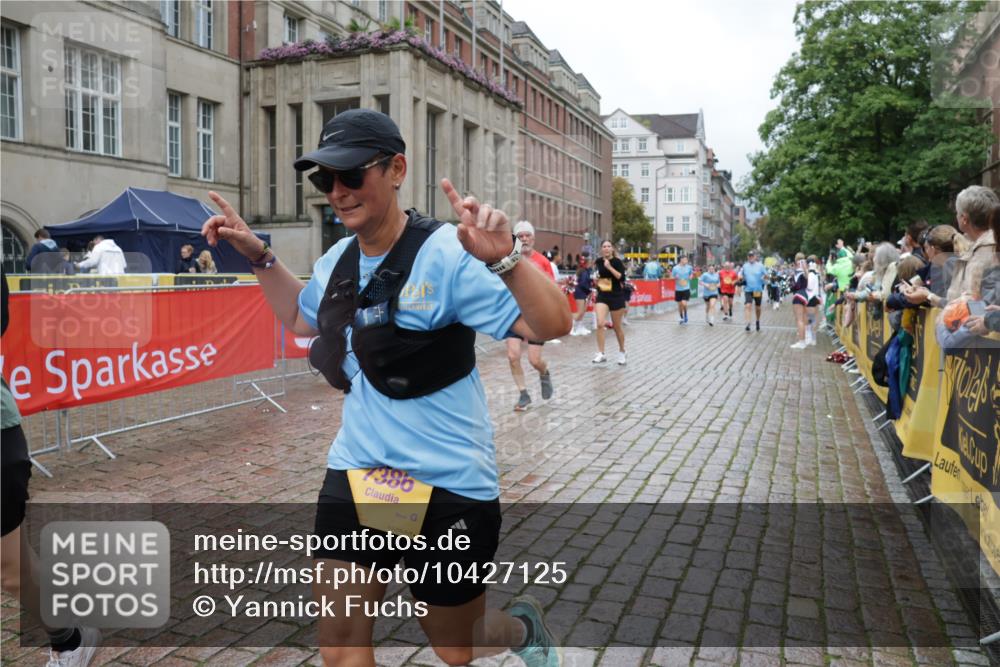 13.09.2026 - Kiel Lauf Yannick Fuchs http://msf.ph/oto/10427125 13.09.2026 11:05:55 Ziel 1359, 2959, 3475, 4058, 4148, 4153, 4392, 4764, 4980, 5187, 5526, 5756, 5925, 6307, 6668, 6823, 7942, 8295, 8323, 8452, 8498, 8879, 9016, 9279, 9757, 10386, 10557, 10830, 11049, 11218, 12133, 12356, 12646, 12647, 12649, 1476, 1491, 2070, 2365, 3122, 3352, 3421, 4979, 5888, 5909, 5954, 6162, 6668, 7386, 7716, 7899, 8334, 8498, 9480, 9589, 9747, 10133, 10386, 10599, 11160, 11618, 12012, 12233, 799, 824, 1111, 2781, 2782, 3618, 5229, 7045, 7452, 8163, 8400, 9781, 11372 meine-sportfotos.de