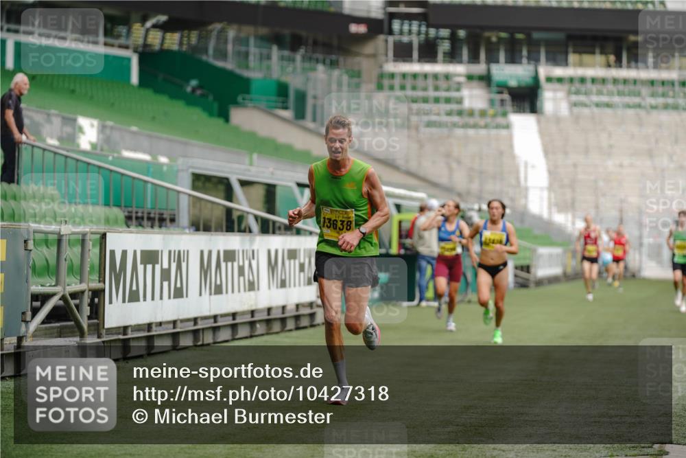 13.09.2026 - 21. swb-Marathon Bremen Michael Burmester http://msf.ph/oto/10427318 13.09.2026 10:18:04 Laufen im Stadion 12457, 12458, 13504, 13510, 13517, 13522, 13533, 13536, 13542, 13543, 13554, 13561, 13564, 13569, 13571, 13572, 13573, 13576, 13579, 13582, 13599, 13602, 13603, 13604, 13618, 13623, 13630, 13632, 13638, 13639, 13643, 13525 meine-sportfotos.de