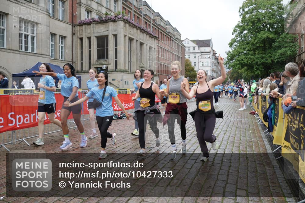 13.09.2026 - Kiel Lauf Yannick Fuchs http://msf.ph/oto/10427333 13.09.2026 11:06:20 Ziel 458, 560, 631, 710, 824, 2179, 3201, 3966, 4095, 4614, 5141, 5403, 5435, 6124, 6125, 6754, 8163, 8299, 8400, 8429, 9781, 10143, 10329, 10497, 10537, 10545, 10841, 11028, 11029, 12195, 12686, 799, 1111, 1359, 2781, 2782, 2959, 3475, 3618, 4058, 4148, 4153, 4392, 4764, 4980, 5187, 5229, 5526, 5756, 5925, 6307, 6668, 6823, 7045, 7452, 7942, 8295, 8323, 8452, 8498, 8879, 9016, 9279, 9757, 10386, 10557, 10830, 11049, 11218, 11372, 12048, 12133, 12356, 12646, 12647, 12649, 219 meine-sportfotos.de