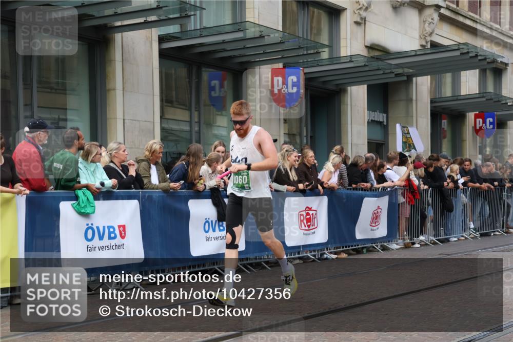 13.09.2026 - 21. swb-Marathon Bremen Strokosch-Dieckow http://msf.ph/oto/10427356 13.09.2026 13:07:13 Ziel 819, 2135, 2706, 3043, 3118, 4743, 4808, 4990, 5570, 5976, 7803, 8060, 8098, 8467, 8611, 8737, 9035, 749, 1540, 1863, 3794, 3973, 4808, 6053, 7636, 7876, 8888, 8980, 9708, 9927 meine-sportfotos.de