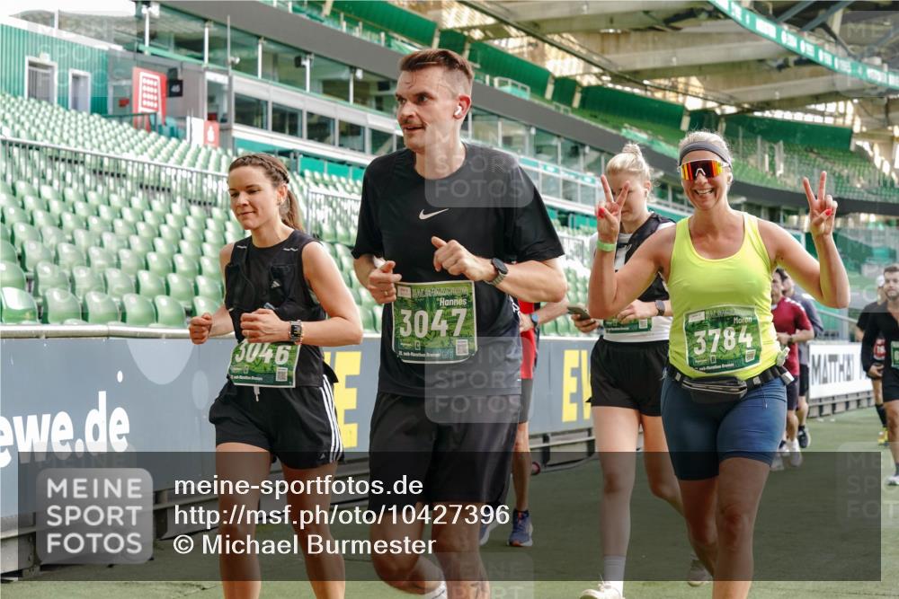 13.09.2026 - 21. swb-Marathon Bremen Michael Burmester http://msf.ph/oto/10427396 13.09.2026 13:25:43 Laufen im Stadion 202, 213, 294, 505, 530, 543, 548, 645, 723, 815, 818, 966, 1283, 1410, 1443, 1459, 1463, 1473, 1487, 1491, 1504, 1515, 1530, 1561, 1618, 1744, 1828, 1830, 1953, 2058, 2059, 2095, 2211, 2267, 2271, 2298, 2308, 2312, 2323, 2354, 2382, 2384, 2497, 2506, 2508, 2554, 2558, 2576, 2591, 2592, 2644, 2656, 2675, 2752, 2762, 2817, 2833, 2878, 2896, 2970, 2981, 3005, 3047, 3062, 3097, 3142, 3172, 3211, 3259, 3298, 3306, 3329, 3359, 3381, 3390, 3433, 3629 meine-sportfotos.de