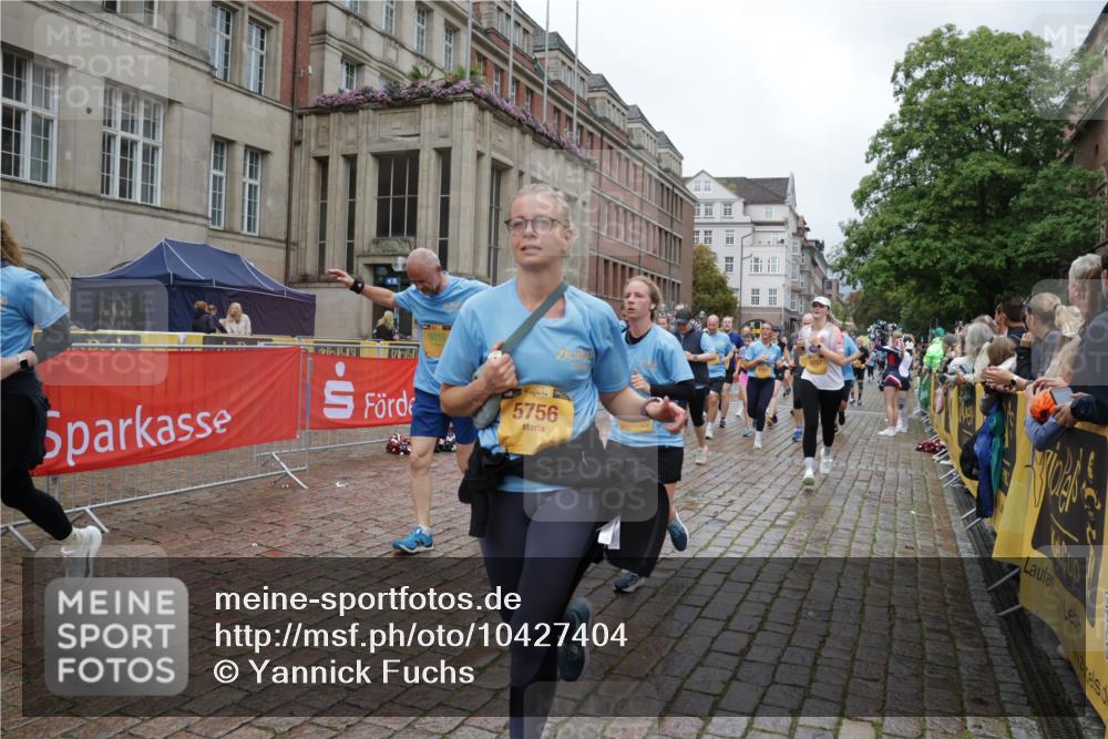 13.09.2026 - Kiel Lauf Yannick Fuchs http://msf.ph/oto/10427404 13.09.2026 11:06:29 Ziel 219, 458, 560, 631, 710, 805, 2179, 3712, 4614, 5141, 5403, 5435, 6124, 6125, 6754, 8299, 8429, 9022, 9182, 9830, 10497, 10545, 10841, 11900, 12188, 12195, 631, 799, 824, 1111, 1359, 2781, 2782, 3201, 3475, 3618, 3966, 4095, 4392, 4980, 5187, 5229, 5756, 6125, 6307, 6754, 6823, 7045, 7452, 7942, 8163, 8295, 8400, 8429, 8452, 9016, 9757, 9781, 10143, 10329, 10537, 10830, 10841, 11028, 11029, 11218, 11372, 12048, 12133, 12356, 12646, 12647, 12686, 3213, 7145, 8029, 8822 meine-sportfotos.de
