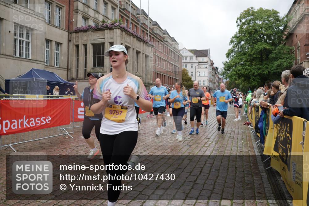 13.09.2026 - Kiel Lauf Yannick Fuchs http://msf.ph/oto/10427430 13.09.2026 11:06:31 Ziel 219, 560, 805, 2179, 3712, 4421, 4614, 5141, 5403, 5435, 6124, 7008, 8299, 9022, 9182, 9830, 10497, 10545, 11900, 12188, 12195, 458, 631, 710, 799, 824, 1111, 1359, 2179, 2781, 2782, 3201, 3618, 3966, 4095, 4392, 4980, 5187, 5229, 5403, 5435, 6125, 6307, 6754, 7045, 7452, 7942, 8163, 8295, 8400, 8429, 8452, 9757, 9781, 10143, 10329, 10537, 10830, 10841, 11028, 11029, 11218, 11372, 12048, 12133, 12356, 12646, 12647, 12686, 3213, 6931, 7145, 8029, 8822 meine-sportfotos.de
